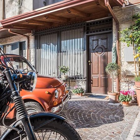 B&B La Casa Di Plinio Pompei Bagian luar foto