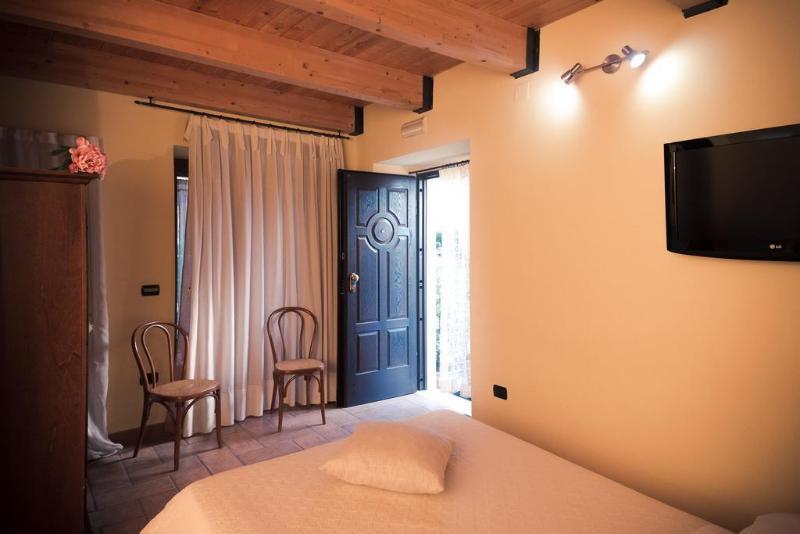 B&B La Casa Di Plinio Pompei Bagian luar foto